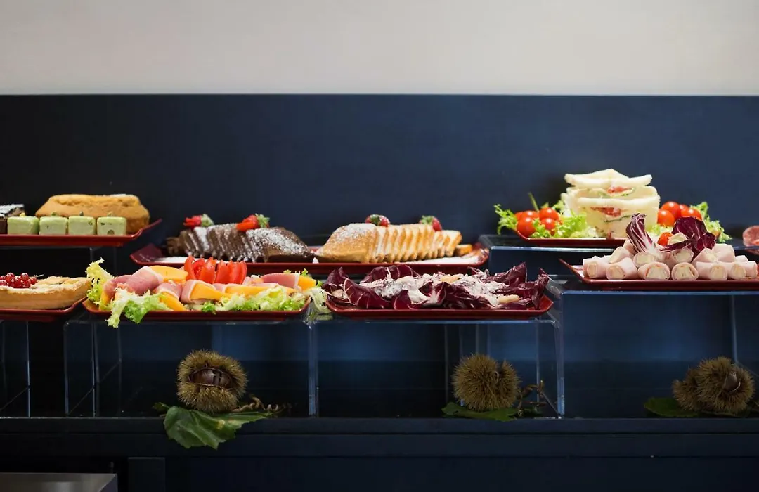 Floris Hotel-1