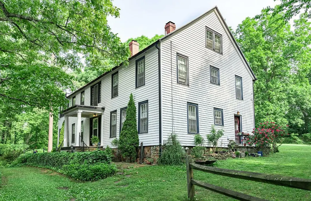 Black Mountain Inn-1