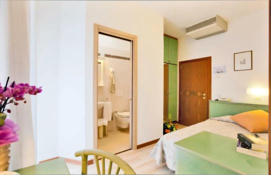 Hotel Excelsior-1
