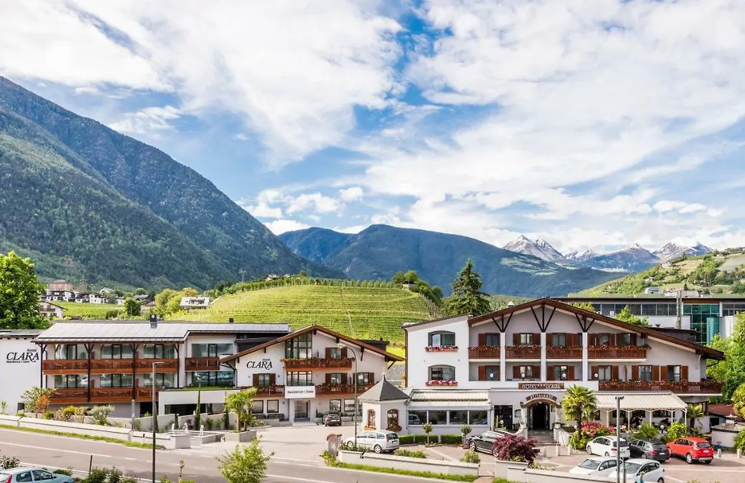 Hotel Clara-1