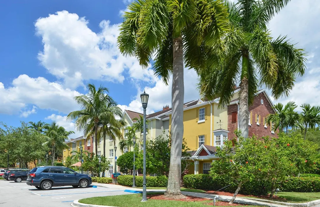Candlewood Suites Miami Lakes By Ihg-1