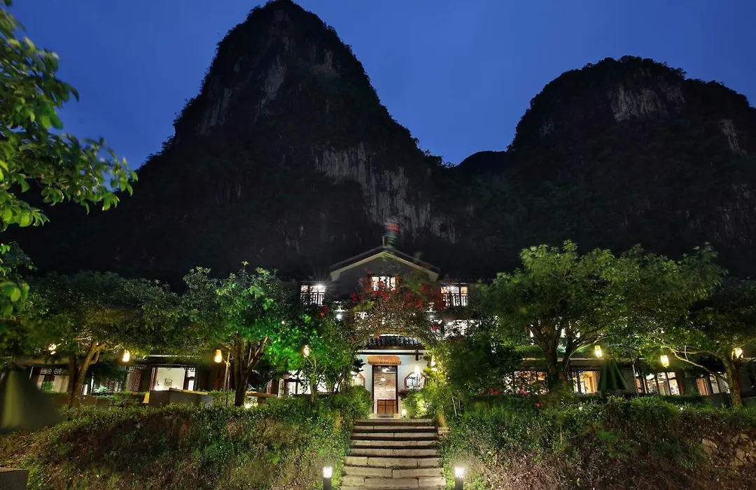 Yangshuo Mountain Retreat-1