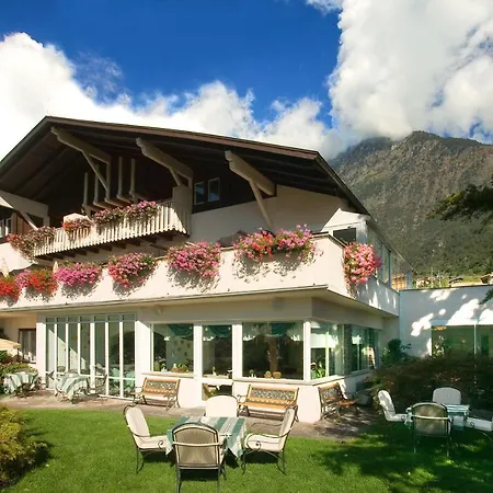 Palmengarten Hotel Gstoer-2