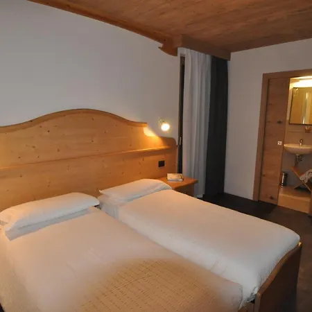 Albergo Alpino-3