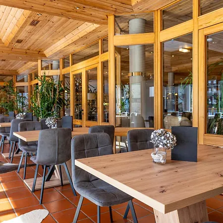 Hotel Das Gastein - ganzjährig inklusive Alpentherme - Sommersaison 2022 zusätzlich inklusive Gasteiner Bergbahnen-3