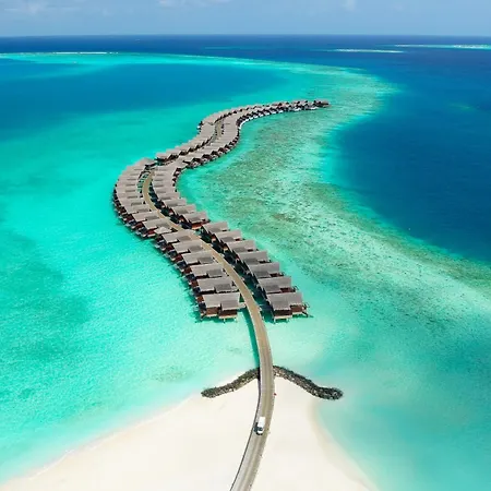 Grand Park Kodhipparu Maldives-3