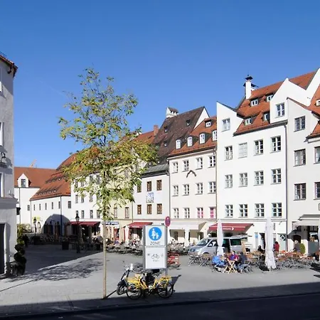 Hotel Blauer Bock-2