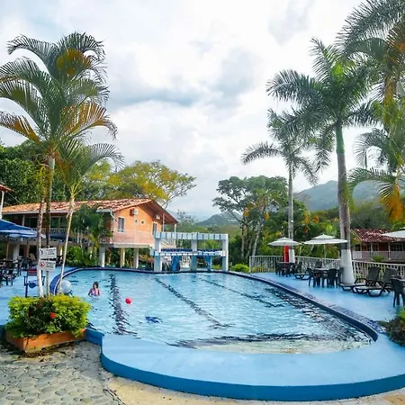 Hotel Porton de Occidente-2