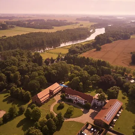 Relais&Châteaux Gutshaus Stolpe-3