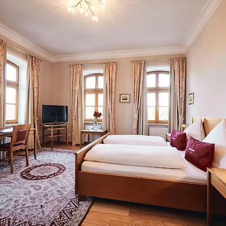 Hotel&Restaurant Waldschloss-2