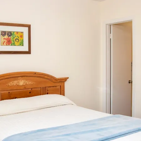 Orange Hill Beach Inn-2
