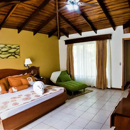 Arenal Paraiso Resort Spa & Thermo Mineral Hot Springs-2