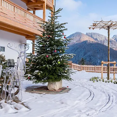 Berghotel&Chalets Adersberg-3
