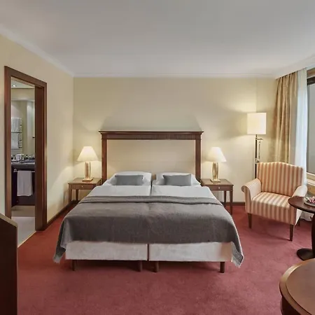 Lebenberg Schlosshotel-Kitzbuehel-3