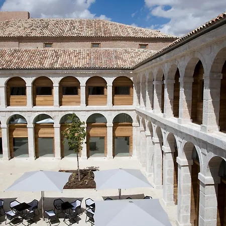 Parador De Alcala De Henares-3