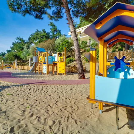 Tosca Beach Hotel-3