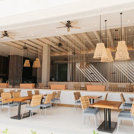 Emporio Cancun-2