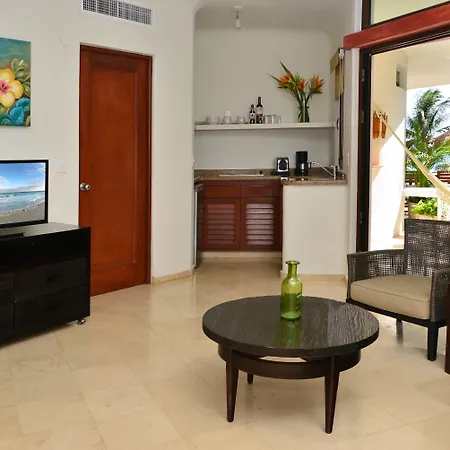 Playa Palms Beach Hotel-2