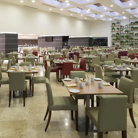 Real Inn Tijuana by Camino Real Hoteles-2
