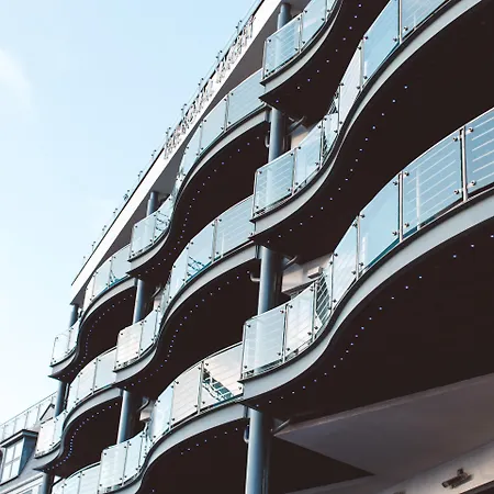 The Royal Yacht-3