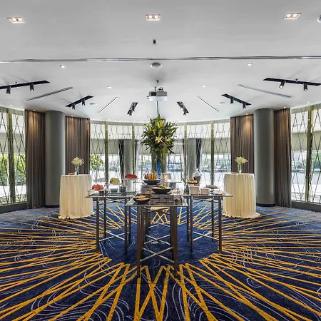 Chatrium Hotel Riverside Bangkok-3