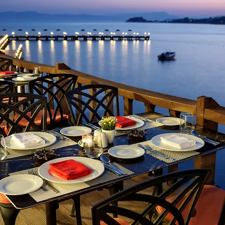 Le Bleu Hotel & Resort Kusadasi-2