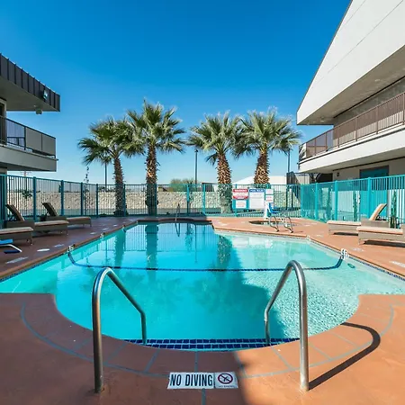 Ramada By Wyndham El Paso-3