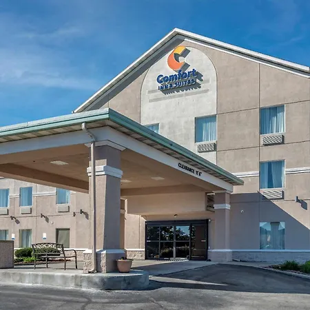 Comfort Inn & Suites Dayton Northwest - Englewood-2
