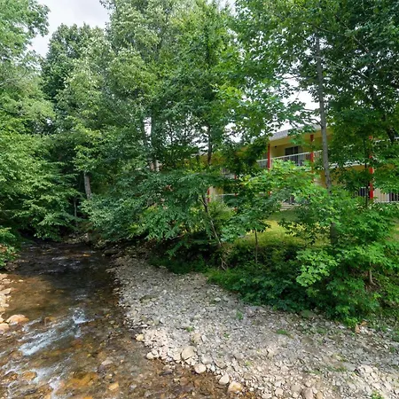 Ramada By Wyndham Maggie Valley-2