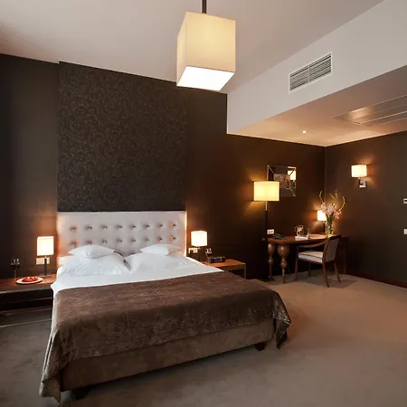 Hotel Unicus Krakow Old Town - Destigo Hotels-2