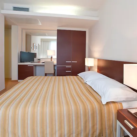 Hotel Albatros Plava Laguna-3