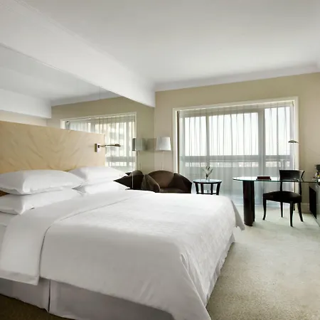 Sheraton Surabaya Hotel & Towers-3
