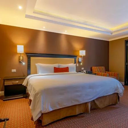 Hotel Lucerna Mexicali-3