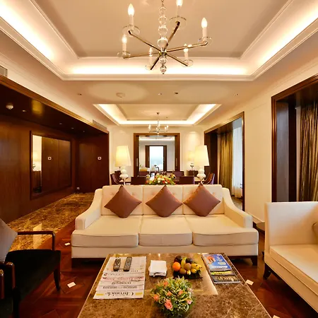 Crowne Plaza Kochi By Ihg-2