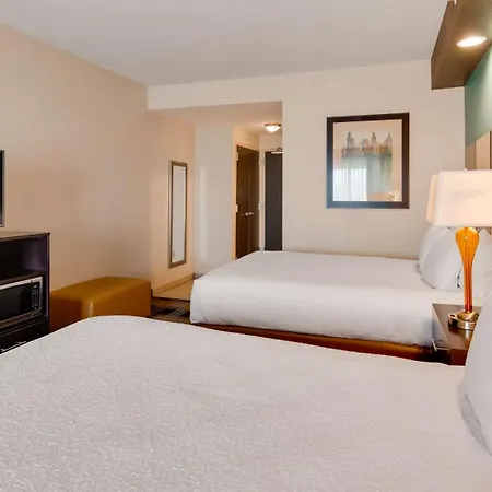 Best Western Plus Atrium Inn & Suites-3