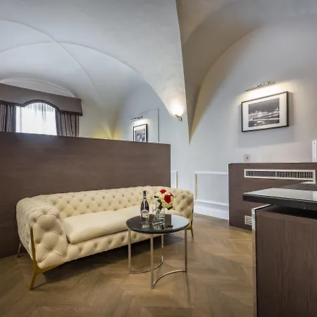 Palazzo Alfieri Residenza D'Epoca - Alfieri Collezione-3