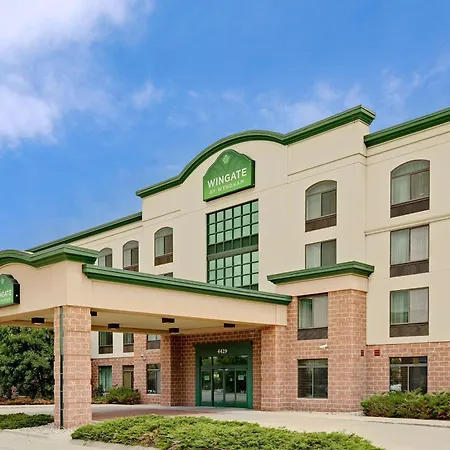 Wingate By Wyndham Fargo-2