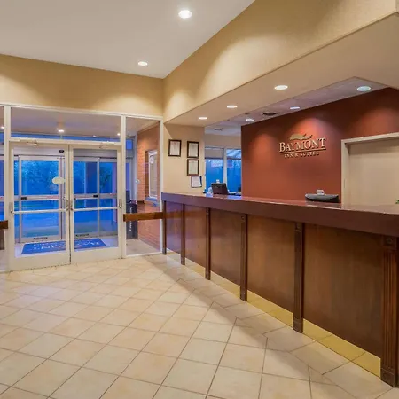 Baymont By Wyndham Warrenton-3
