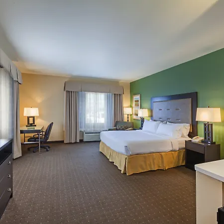 Holiday Inn Express Hotel & Suites Eagle Pass By Ihg-3