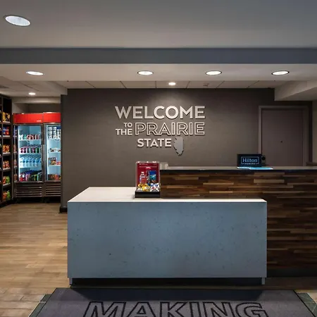 Hampton Inn & Suites Lincolnshire-2