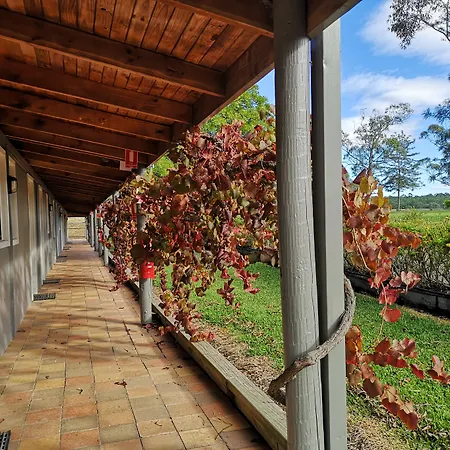 Hunter Valley Resort, Hunter Farm Adventure Centre & 4 Pines At The Farm-2