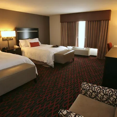 Hampton Inn & Suites Red Deer-2