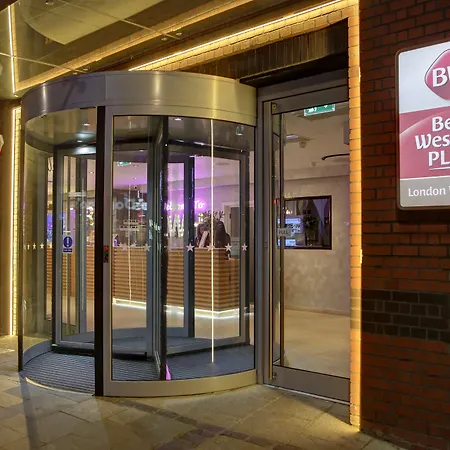 Best Western Plus Woodstock Inn & Suites-2