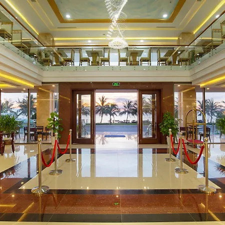Serene Beach Hotel Danang-3