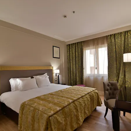 Grand Hotel Yerevan - Small Luxury Hotels Of The World-3