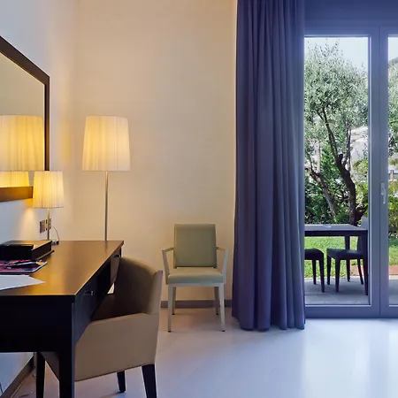 Hotel Riviera dei Fiori-2