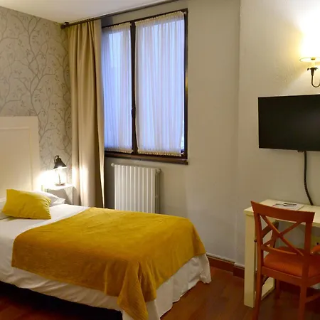 Hotel Alda Vía León-2