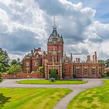 The Elvetham Hotel-3