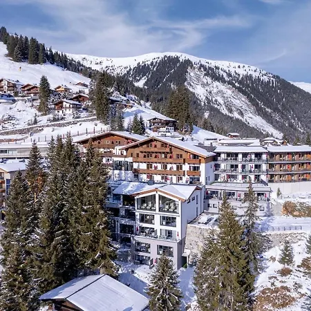 Ursprungs Panorama Hotel Königsleiten-2