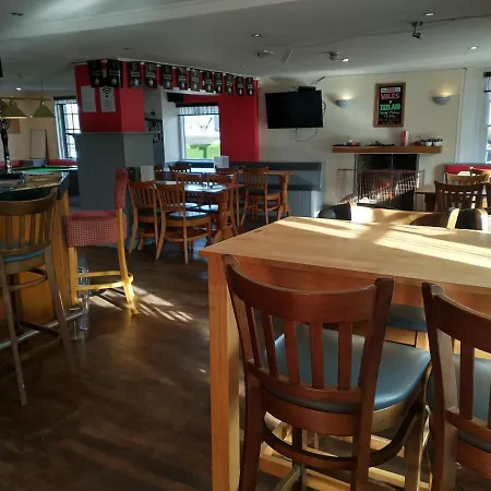 Llanina Arms-3